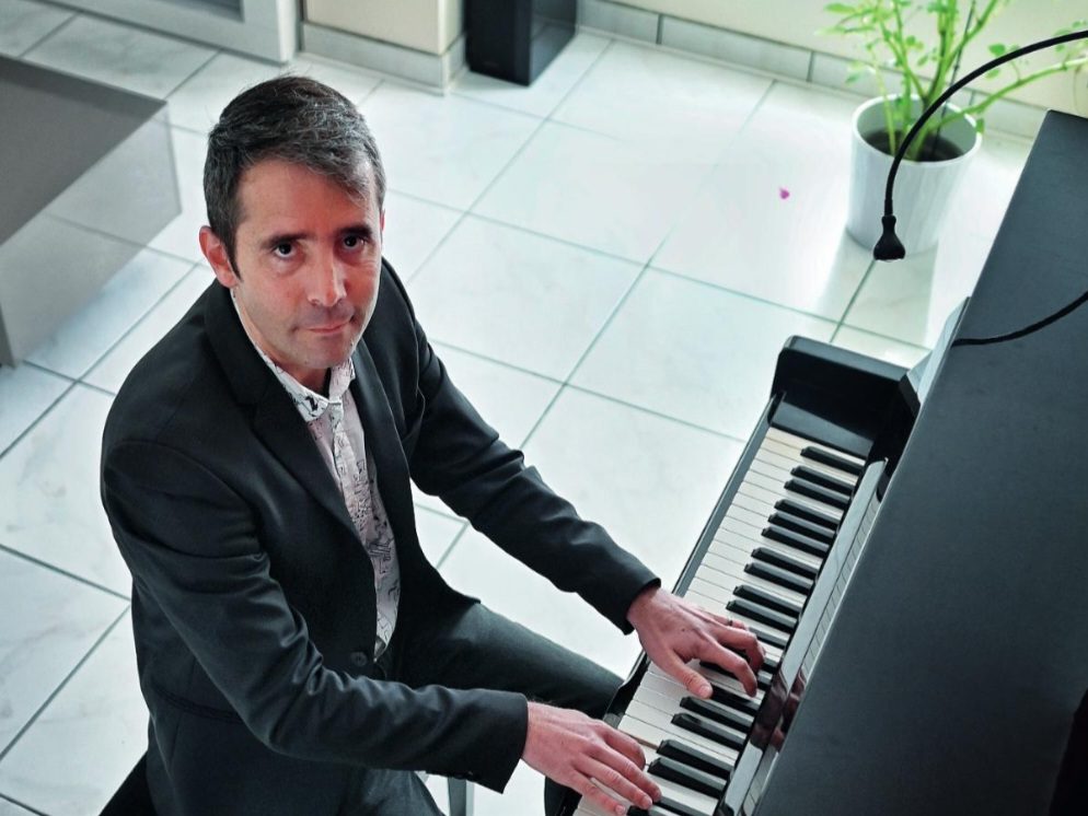 Animation musicale pour événements publics, mairies et associations à Valenciennes, Cambrai et Douai.